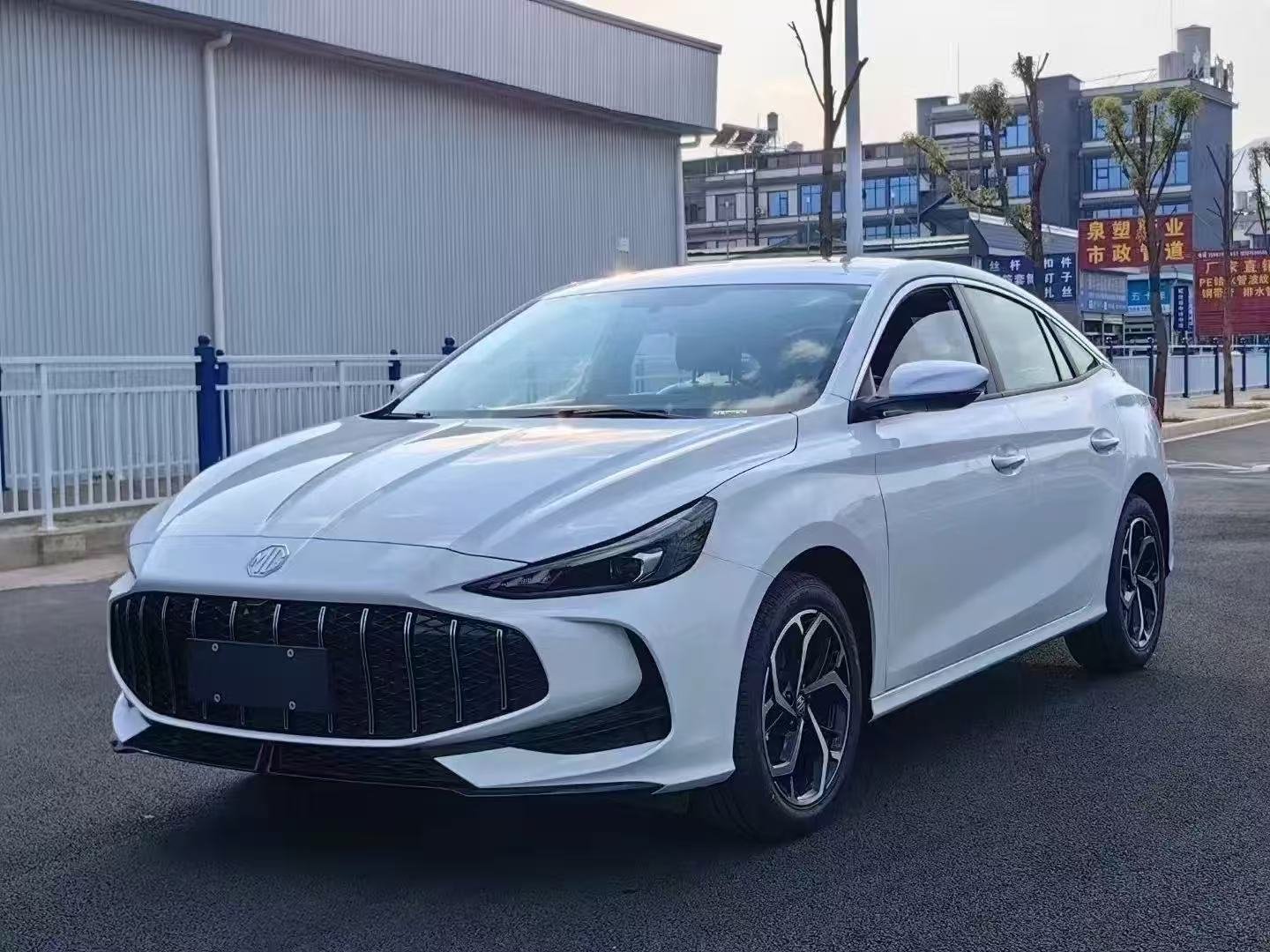 2023 MG5