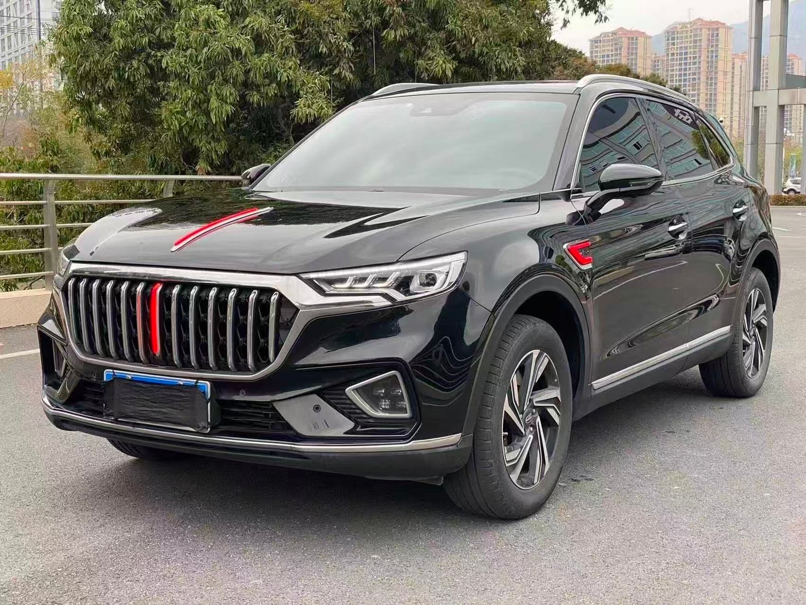2022 Hongqi HS5